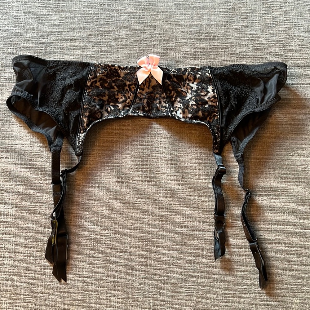Victoria’s Secret Black garter belt lingerie